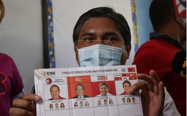 Wilfredo Méndez ejerce su voto en Tegucigalpa: 'Votamos con orgullo'